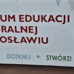 Centrum Edukacji Kulturalnej w Jarosławiu - szyld z napisem