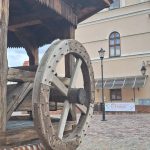 studnia na rynku w Jarosławiu