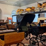 bryczki i karety w Ujeżdżalni w Muzeum Zamku w Łańcucie