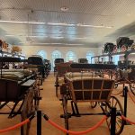 bryczki i karety w Ujeżdżalni w Muzeum Zamku w Łańcucie